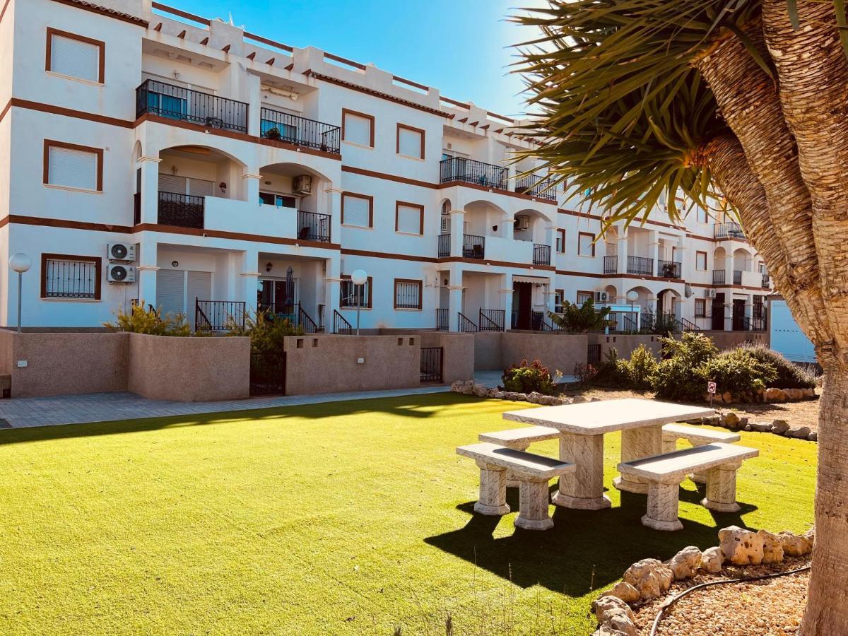Casa Flania, Seaview, 2-Bedroom, 2-Bathroom Alicante Exteriér fotografie